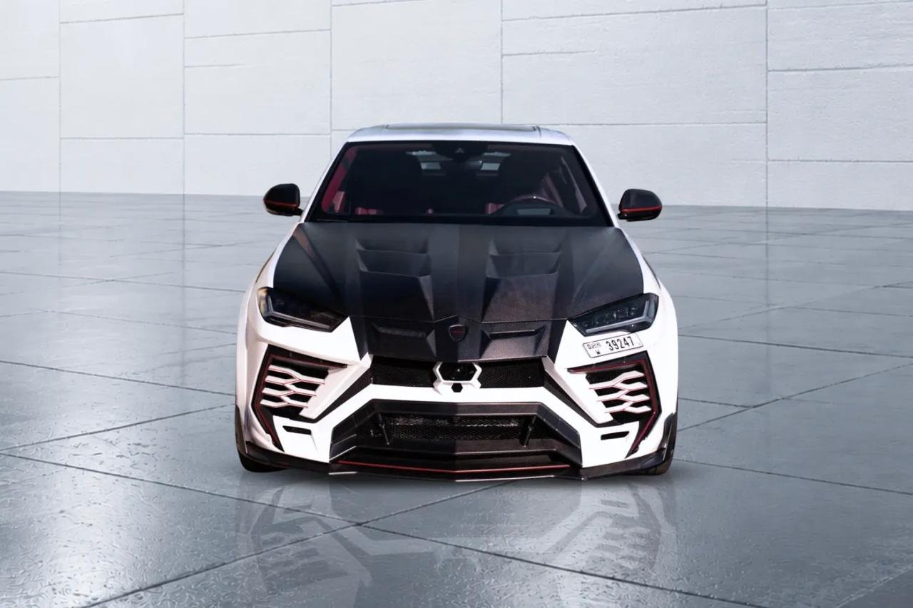 Lamborghini Urus Mansory